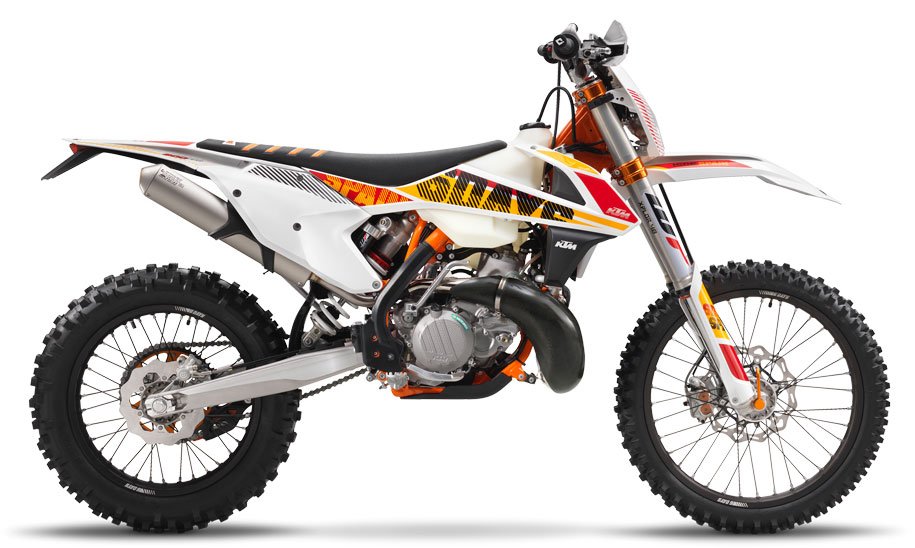 Enduro Shootout: KTM EXC300 vs. Husqvarna FE350 K1