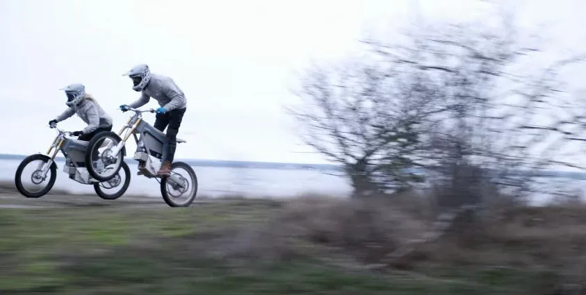 CAKE-Kalk-2 (1) – Electric vehicles are becoming an increasingly common sight on our roads, from (Motorcycle Gear...