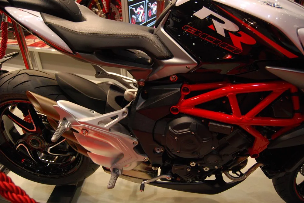 Londin-Motorcycle-Show-2 – The London Motorcycle Show set up camp again in the vast barn (News & Events)