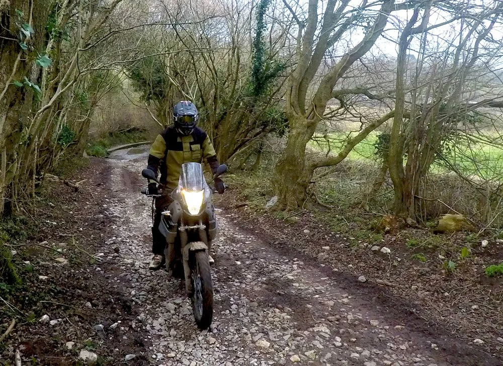 Yamaha-Tenere-51 (1) – YAMAHA TENERE PROJECT : A FUTURE CLASSIC ADVENTURE BIKE It’s hard to (Motorcycle Reviews...