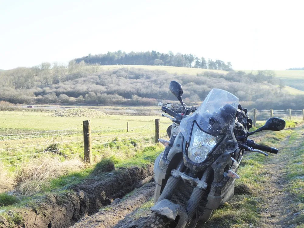 Adventure-Bike-2 – So you’ve bought yourself an shiny new adventure bike and bucking the (Motorcycle Riding Techniques)