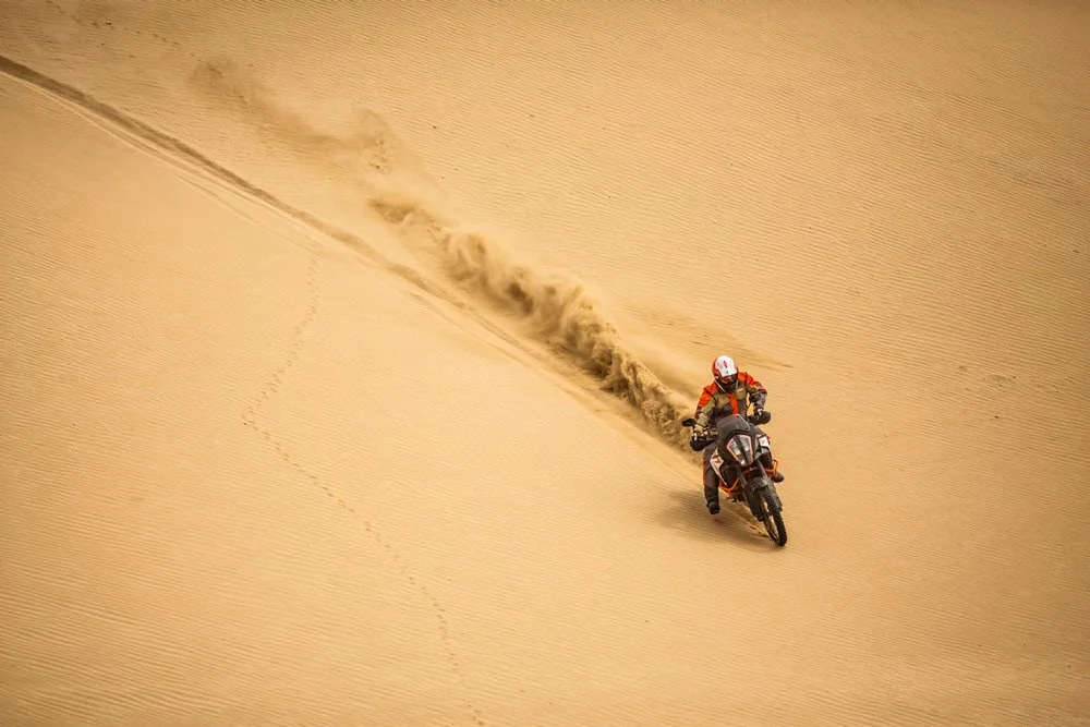 Adventure-bike-29 – So you’ve bought yourself an shiny new adventure bike and bucking the (Motorcycle Riding Techniques)