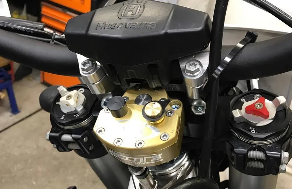 Motorcycle-Forums-9 – The internet is a wonderful thing – at the tap of just (Motorcycle Maintenance)