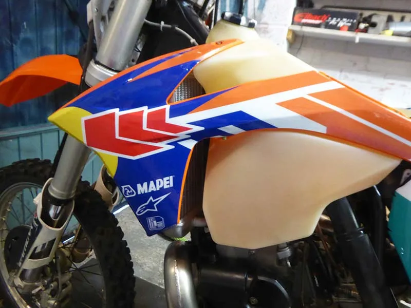 install-dirt-bike-graphics-ktm-19 – If you can’t afford the latest box-fresh metal in the showroom, fitting new...