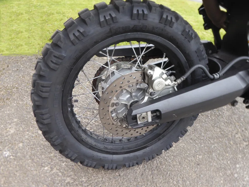 Mitas-E09-3 – Armed with a fresh Yamaha Tenere, a set of inappropriate tyres and a (Motorcycle Product Reviews)