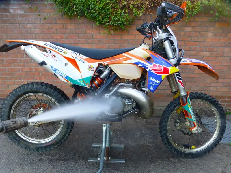 Repacking your dirtbike end can