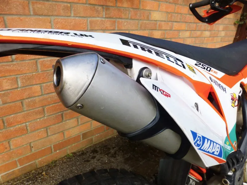 Repacking your dirtbike end can