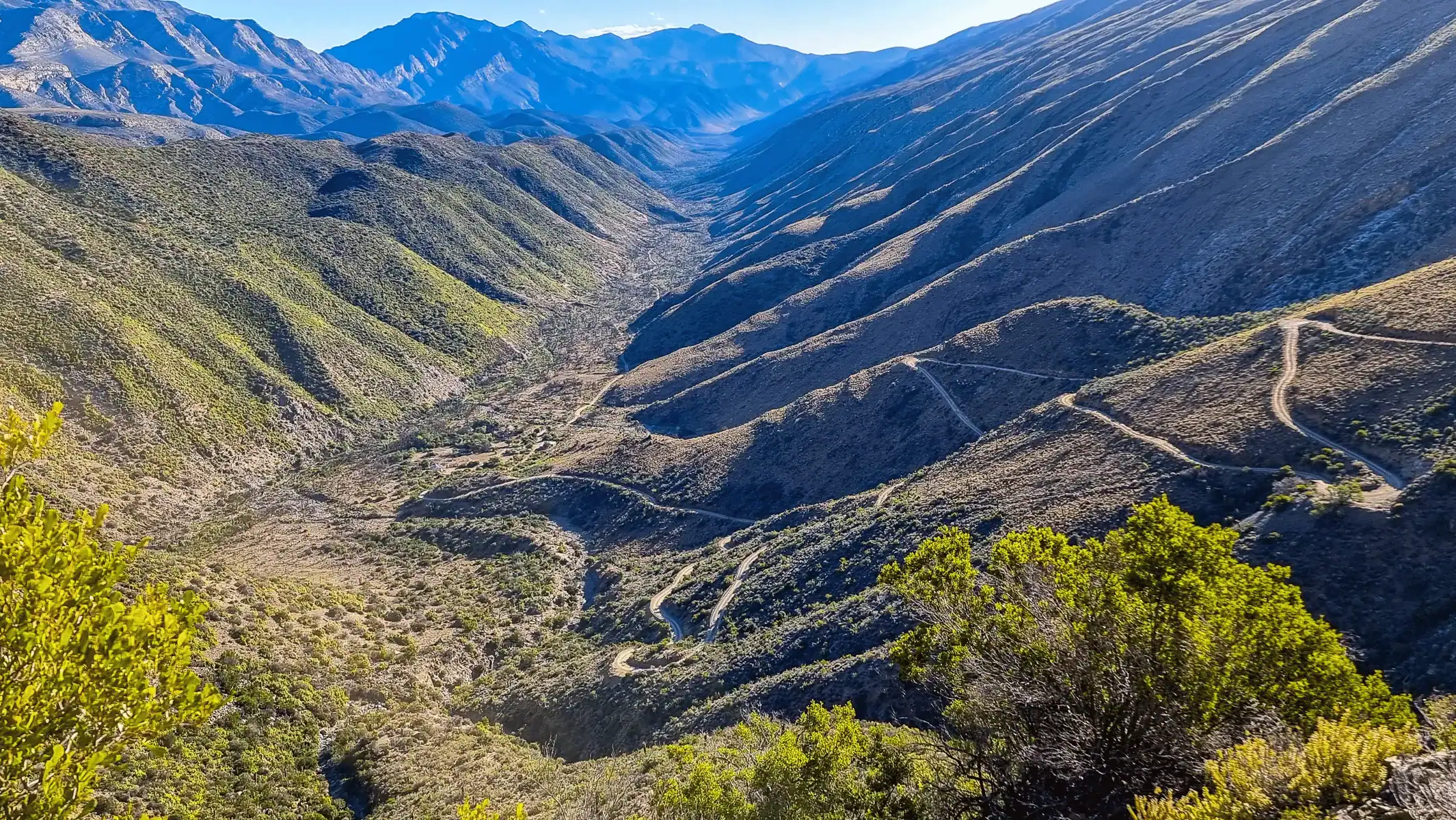 Ride Expeditions - Motorcycle Tour - The Road to Hell Gallery Images - Trail