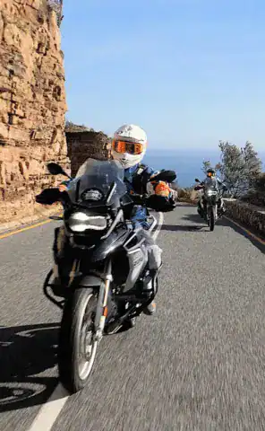 Ride the world famous Chapman_s Peak Drive