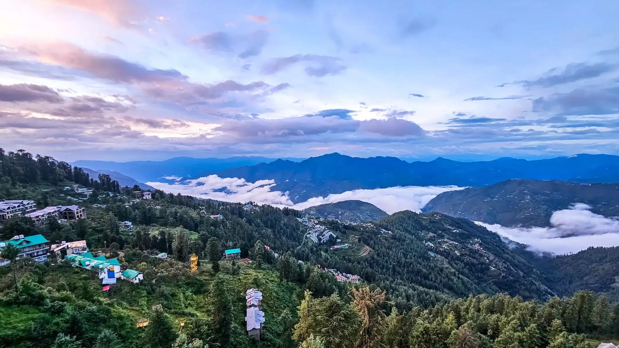 india-motorcycle-tour-himalayas-mountain-clouds-view-17