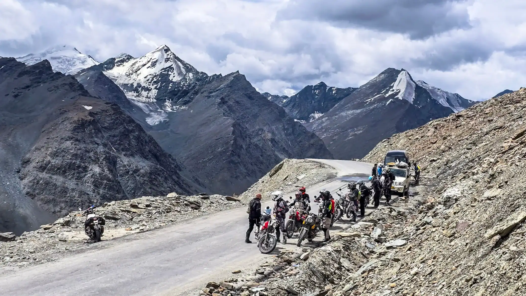 india-motorcycle-tour-himalayas-snowy-mountain-peak-29