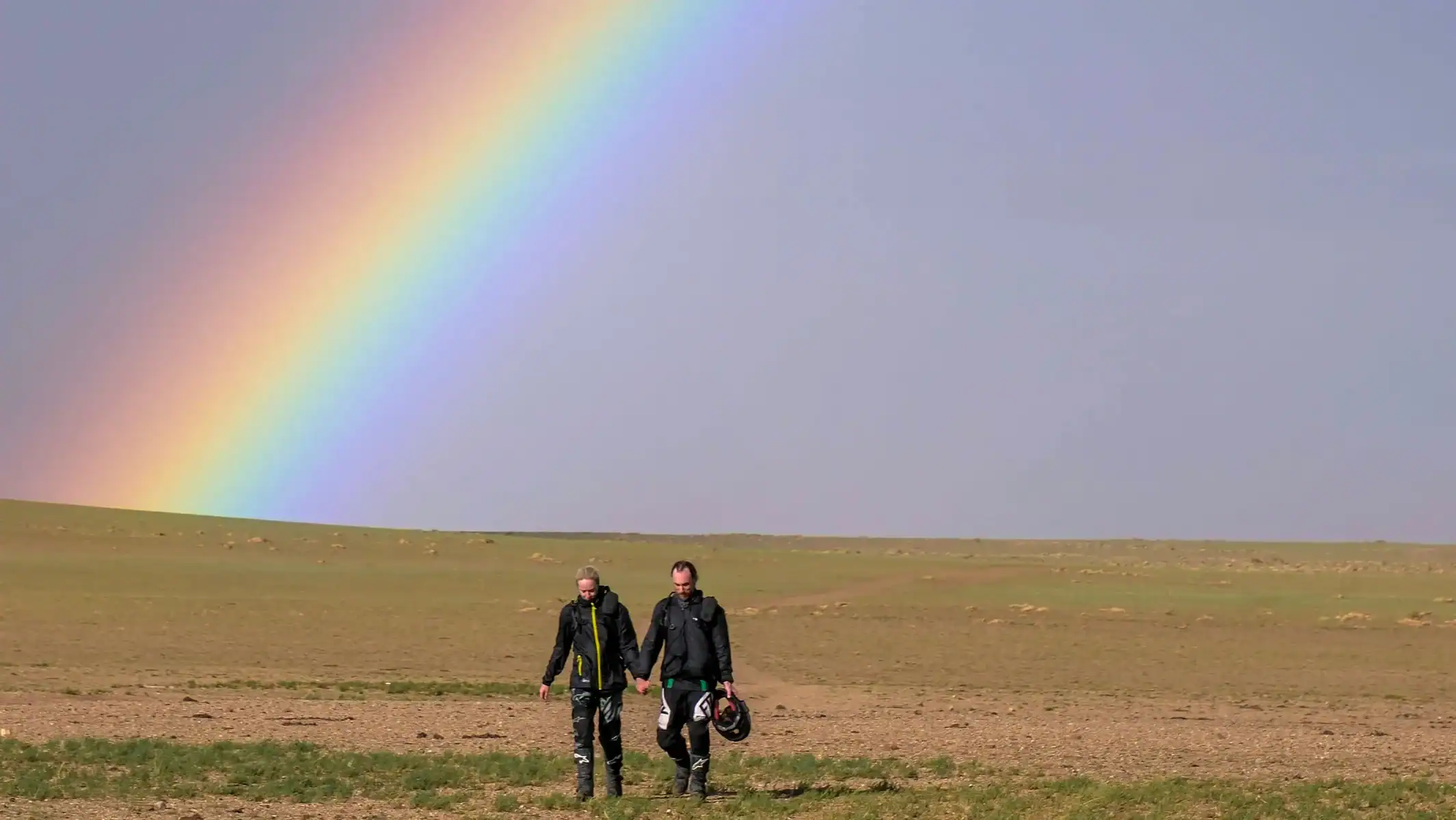 mongolia-enduro-tours-rainbow-steppe-landscape-11