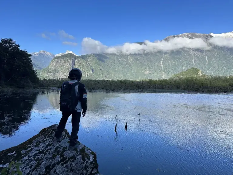 Patagonia-motorcycle-tour-19 – Motorcycling in Patagonia is an adventure in its purest form: forget busy
