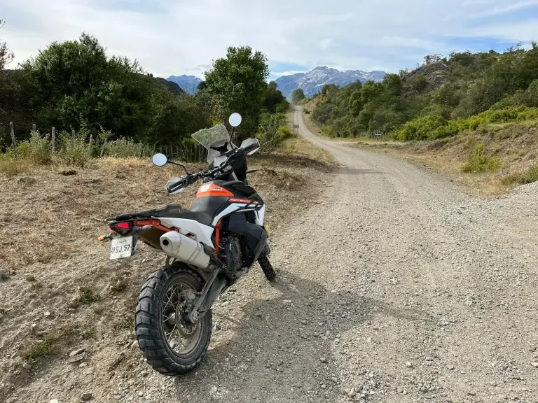 Patagonia-motorcycle-tour-28 – Motorcycling in Patagonia is an adventure in its purest form: forget busy