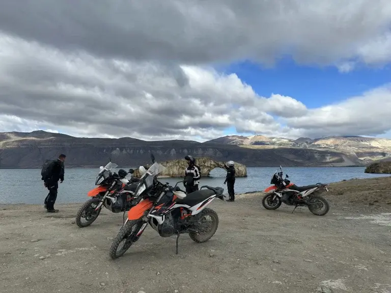 Patagonia-motorcycle-tour-4 – Motorcycling in Patagonia is an adventure in its purest form: forget busy