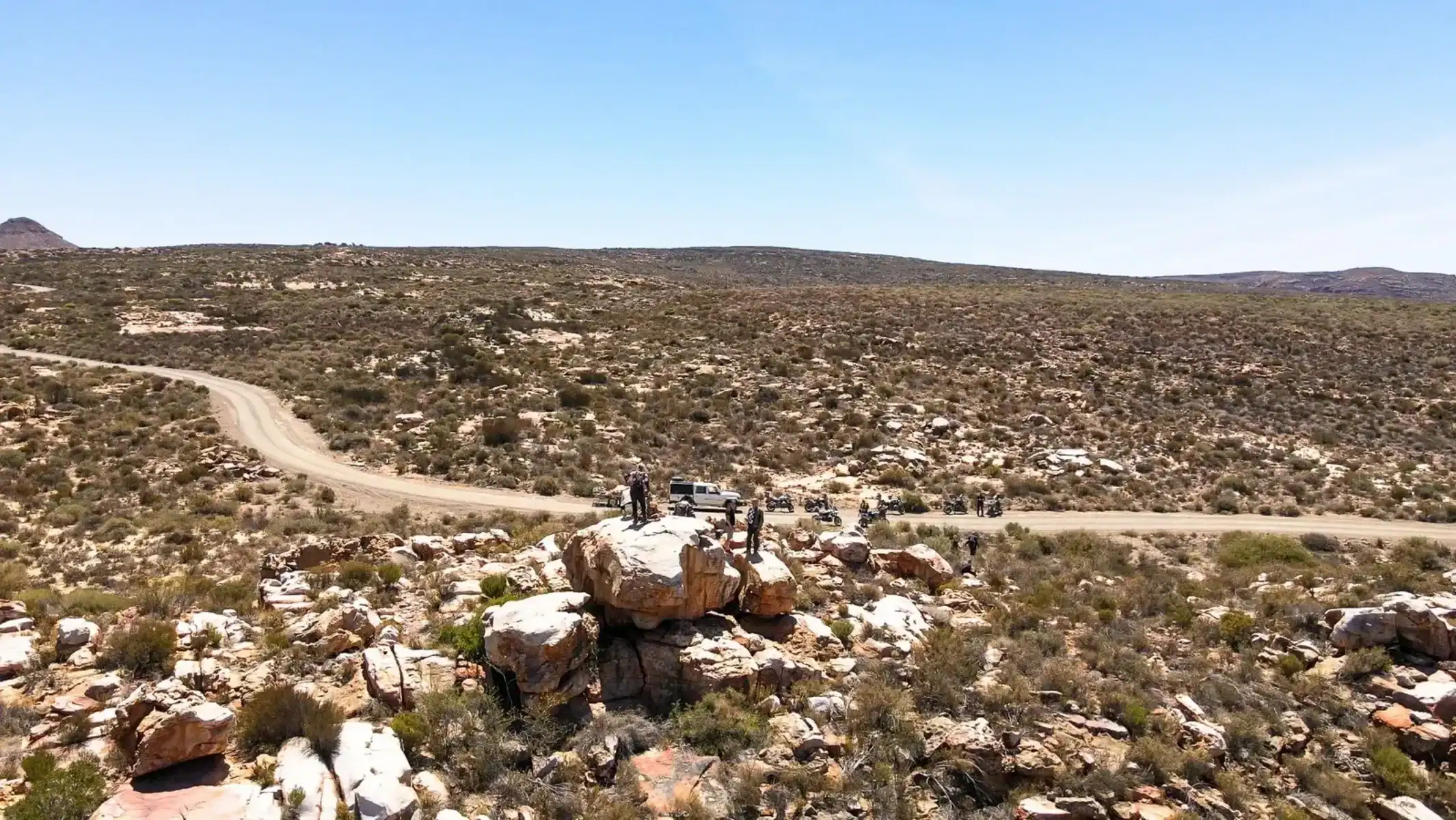 south-africa-motorcycle-safari-tour-arid-terrain-view-17