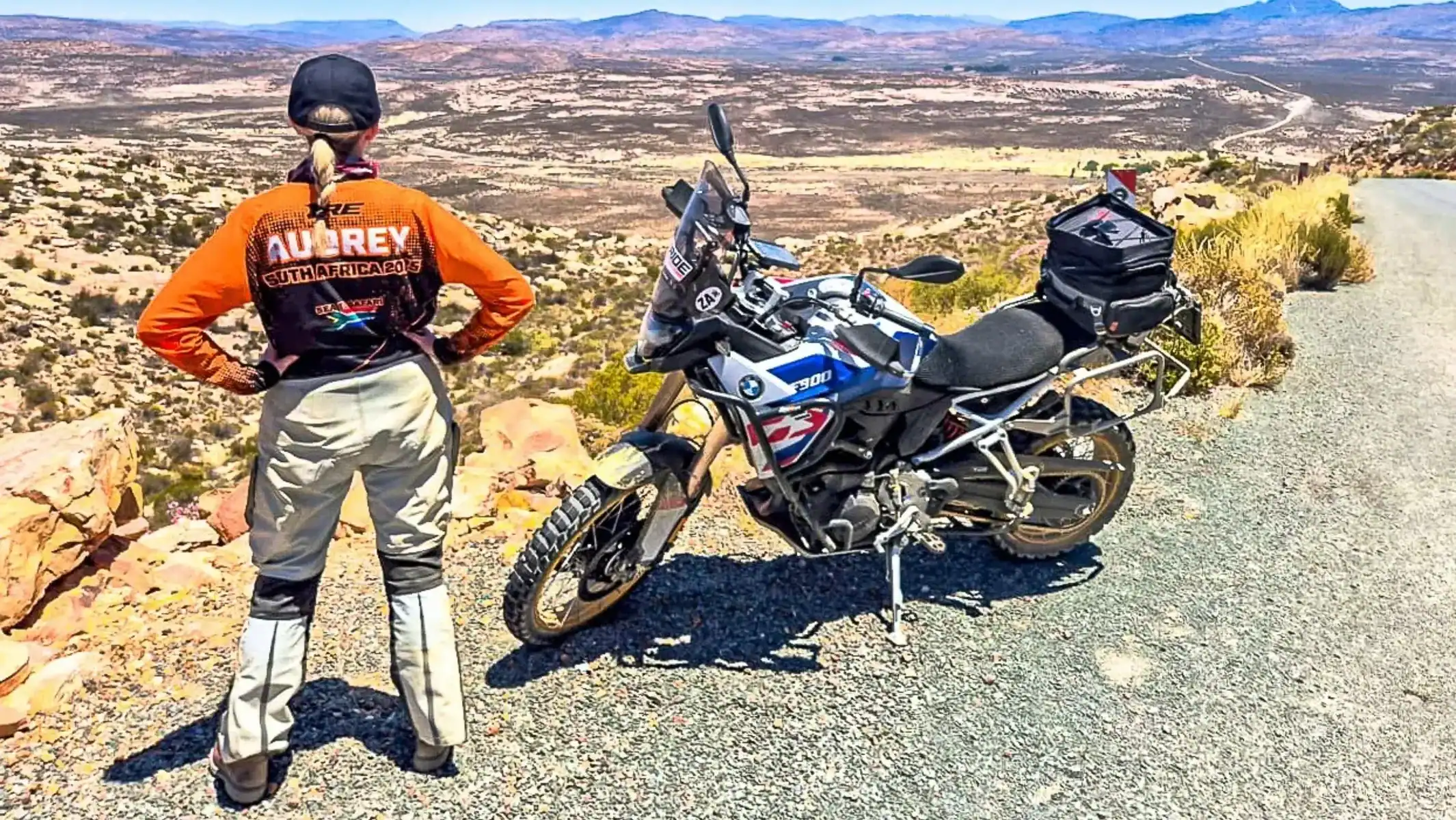south-africa-motorcycle-safari-tour-rider-viewpoint-stop-04