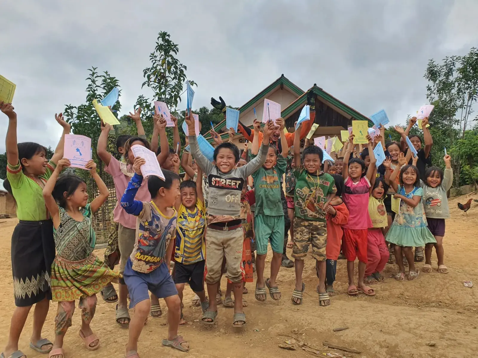 Laos kids and books