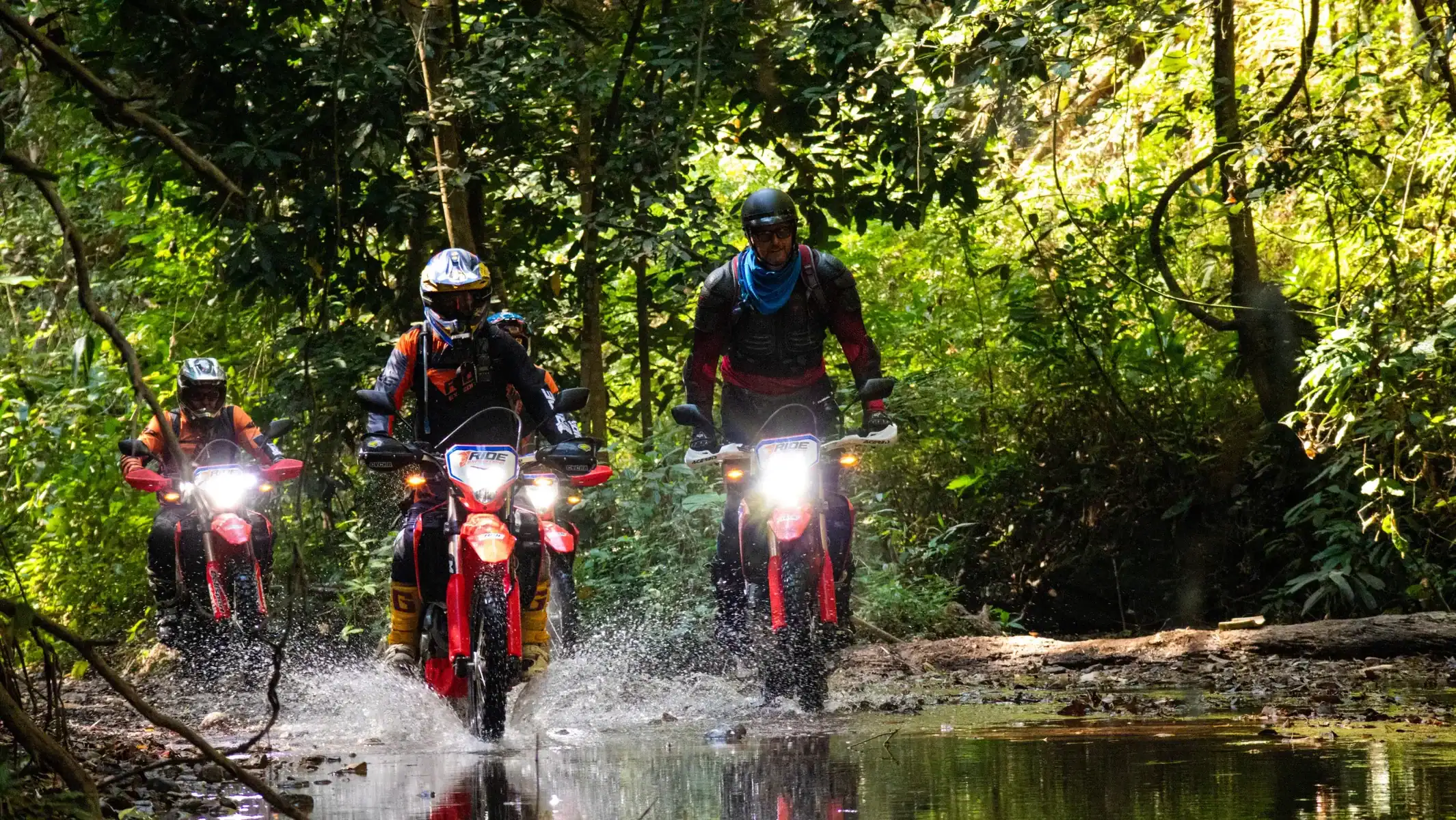 thailand-dirt-bike-tour-jungle-riding-group-16