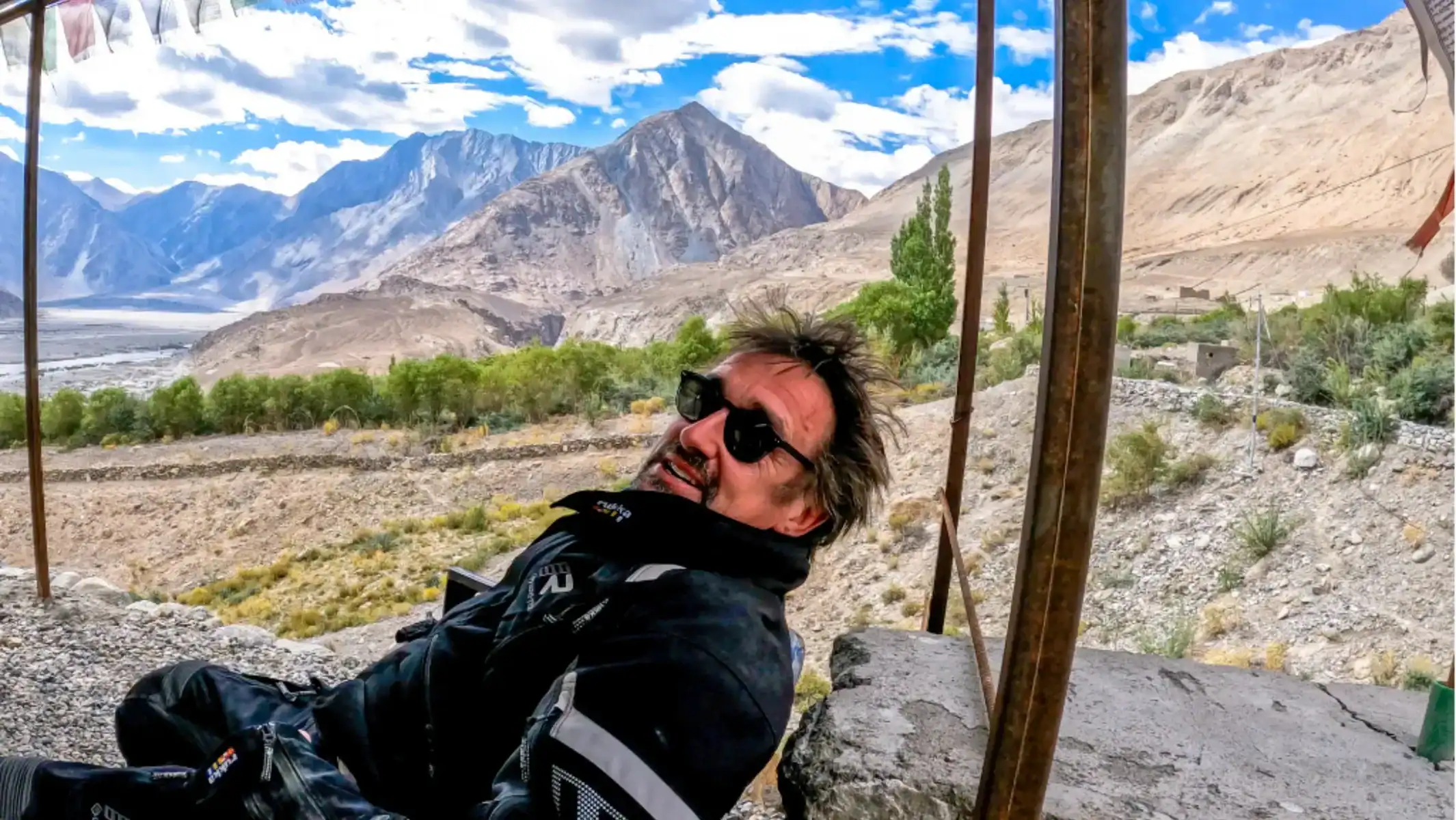 best-motorcycle-tour-himalayas-richard-hammond-mountain-viewpoint-03