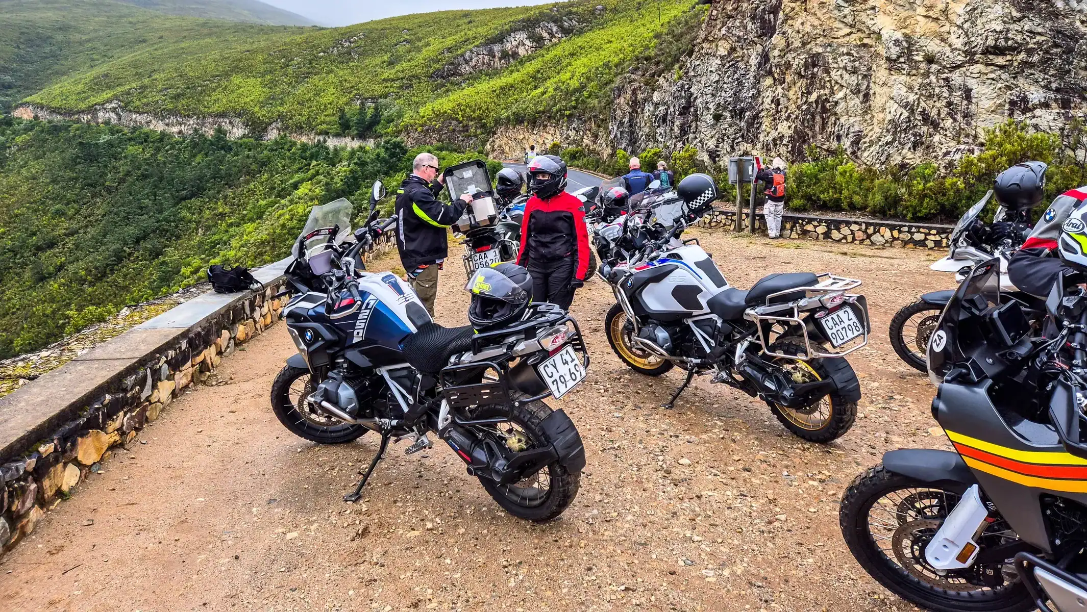 self-guided-garden-route-motorcycle-tour-riders-rest-stop-09